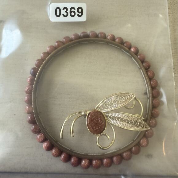 Vintage Goldstone Bracelet Brooch Leaf Bug Bangle 7” - Picture 9 of 9